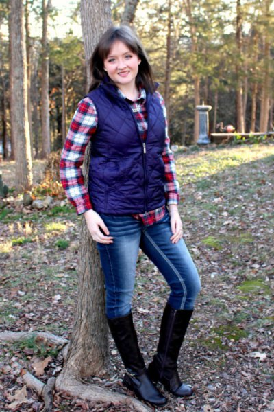 Dark blue quilted waistcoat with red and white boyfriend shirt