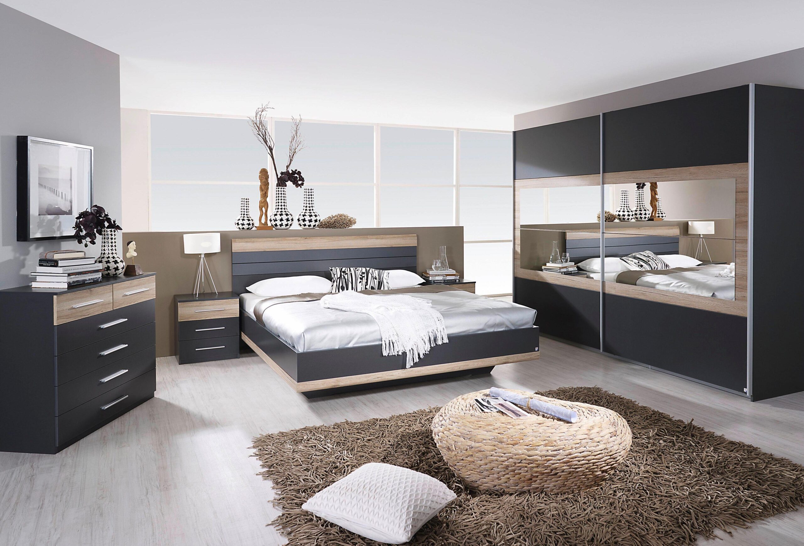 Complete bedroom sets for your new and modern lifestyle