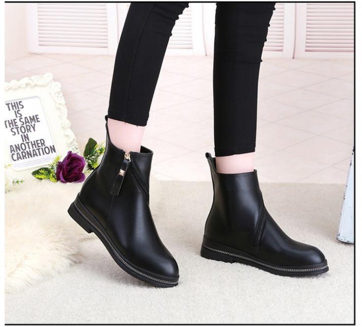 Autumn and winter women's boots flat half boots for women CW64581.
