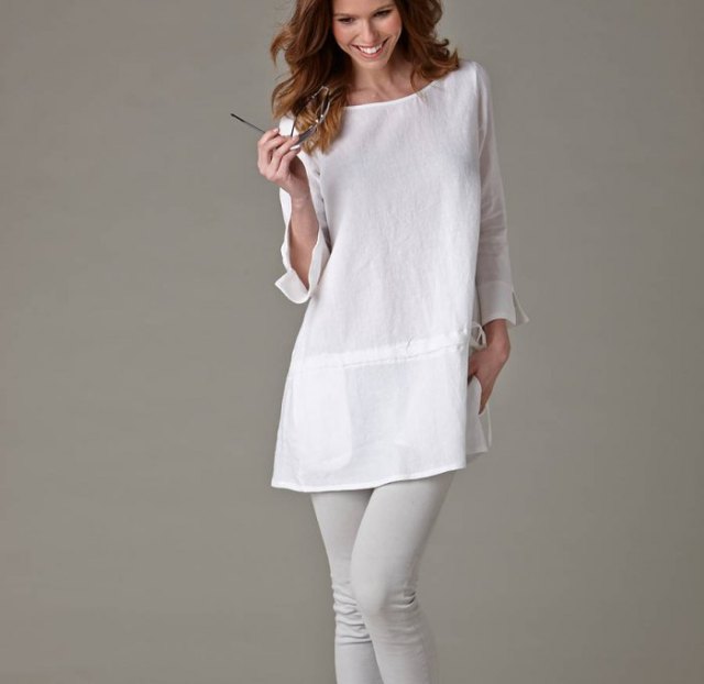 How to style linen tunic top