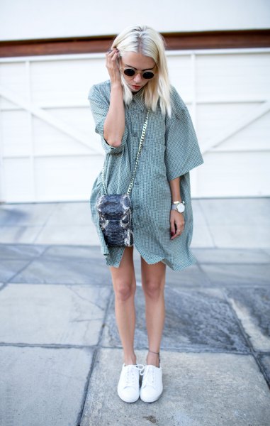 How to style oversized shirt
