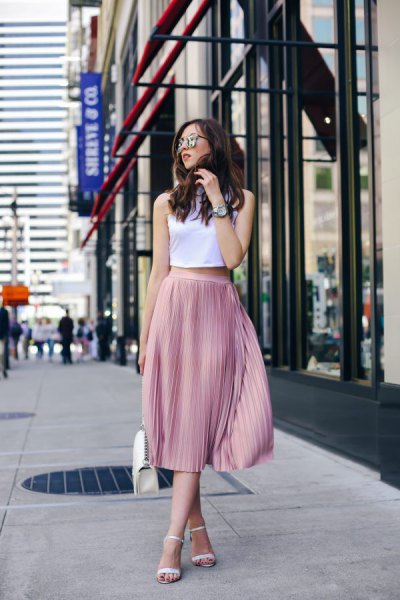 How to style pink pleated skirt