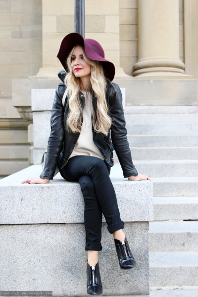 How to wear a leather hat