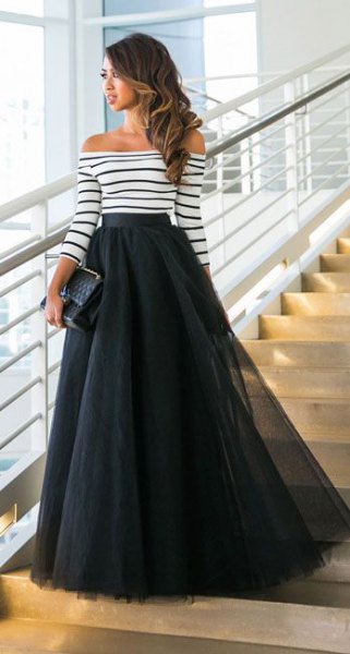 How to wear a long tulle skirt