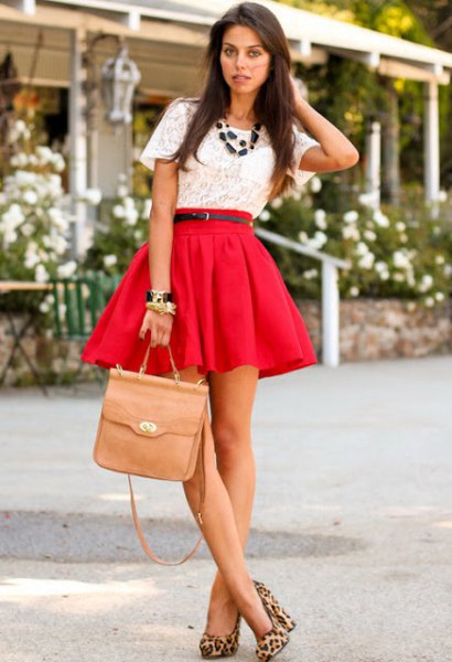 How to wear a red flared skirt