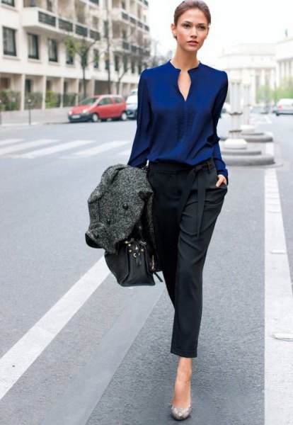 How to wear a royal blue shirt