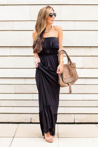 How to wear a strapless maxi dress