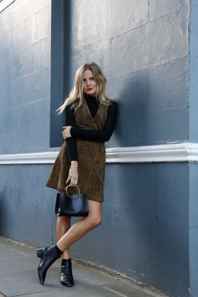 How to wear suede dress