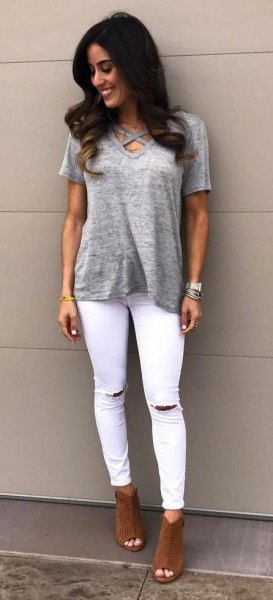 How to wear white ripped jeans