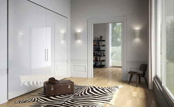 Modern closets with sliding doors: add panache to your room