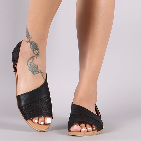 SHOEROOM21 Boutique Shoes |  Women's open shank peep toe ballet flats.