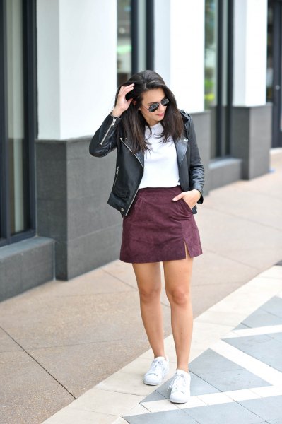Suede mini skirt outfit ideas