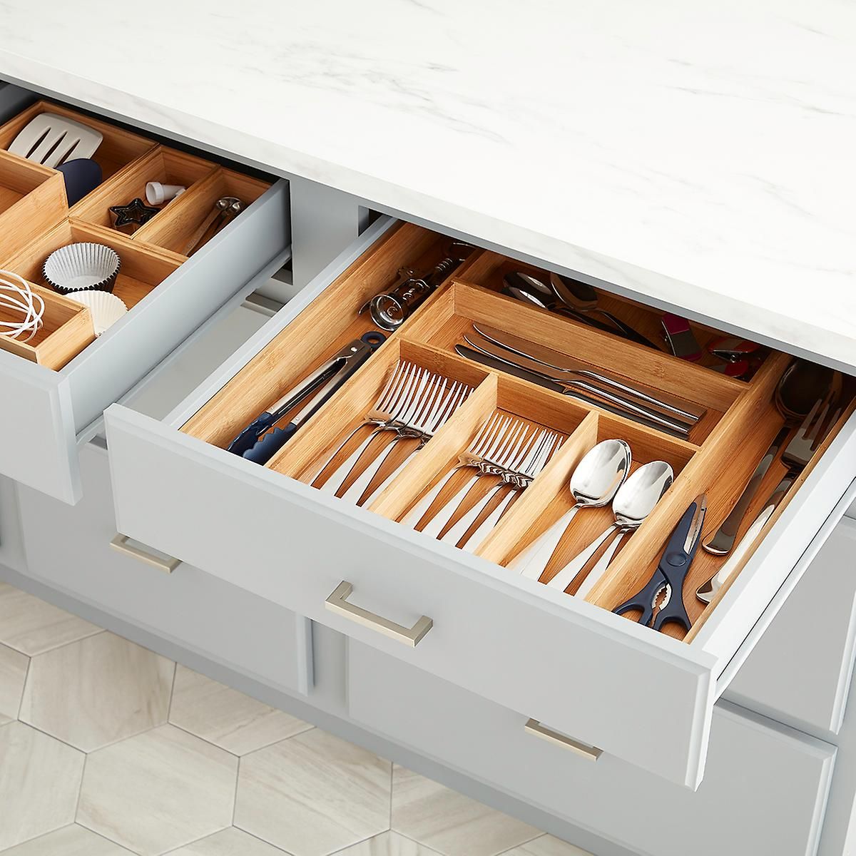 Kitchen drawer organizers for better kitchen work