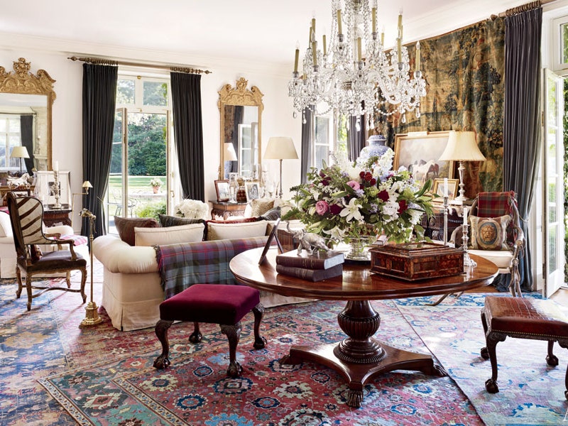 Oriental carpet for breathtaking living room furniture