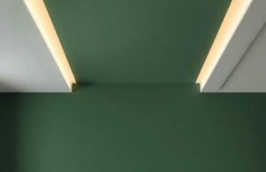 Enchanting Elegance: Transform Your Space with Dark Green Living Room Walls Enchanting Elegance: Transform Your Space with Dark Green Living Room Walls