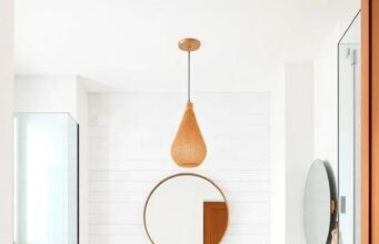 Transform Your Guest Bathroom: Embrace Coastal Charm for a Relaxing Retreat Transform Your Guest Bathroom: Embrace Coastal Charm for a Relaxing Retreat