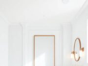 25 Elegant White Coastal Bathroom Ideas with Striking Accent Colors to Inspire Your Oasis 25 Elegant White Coastal Bathroom Ideas with Striking Accent Colors to Inspire Your Oasis