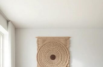 21 Ways to Enhance Your Earthy Living Room with Stunning Woven Wall Art 21 Ways to Enhance Your Earthy Living Room with Stunning Woven Wall Art