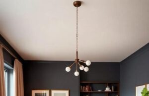 Maximizing Space: The Charm of Small Living Rooms with Round Dining Tables Maximizing Space: The Charm of Small Living Rooms with Round Dining Tables