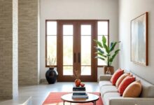 Japandi Entryway Inspiration: Harmonizing Minimalism with Warmth and Function