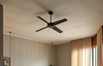 27 Inspiring Ideas to Create an Eclectic Bedroom with Tropical Vibes 27 Inspiring Ideas to Create an Eclectic Bedroom with Tropical Vibes