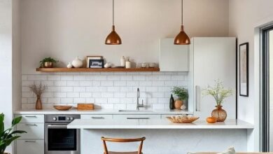 Maximize Space and Style: Designing the Perfect Small Kitchen Breakfast Bar