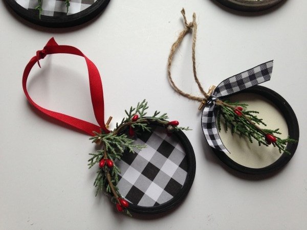 Fabric Hoop Christmas Ornaments