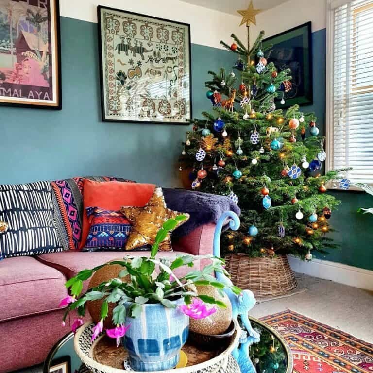 Vibrant Teal and Pink Christmas