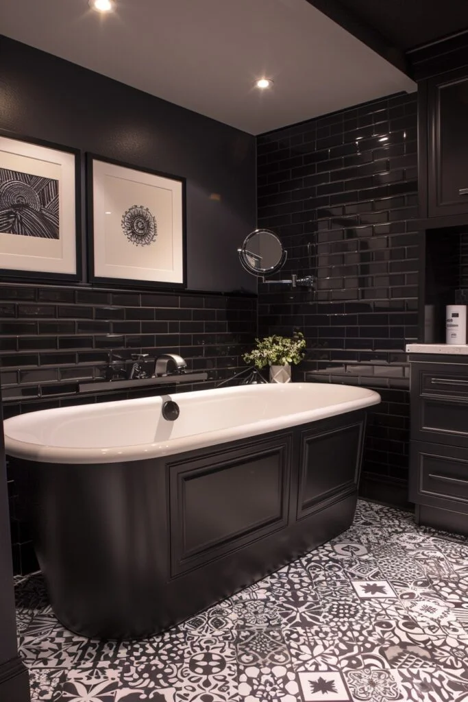 Dynamic Black Geometric Designs