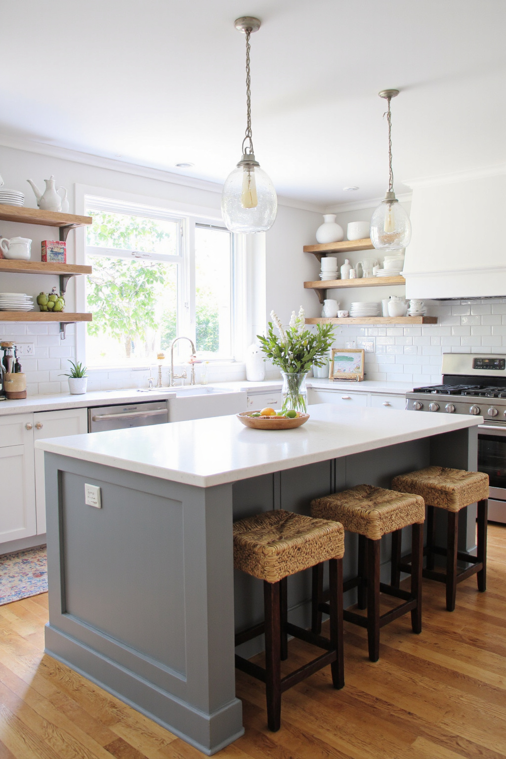 coastal cottage decor, coastal farmhouse decor, coastal modern apartment decor, beach condo decorating ideas modern, small beach house bathroom ideas